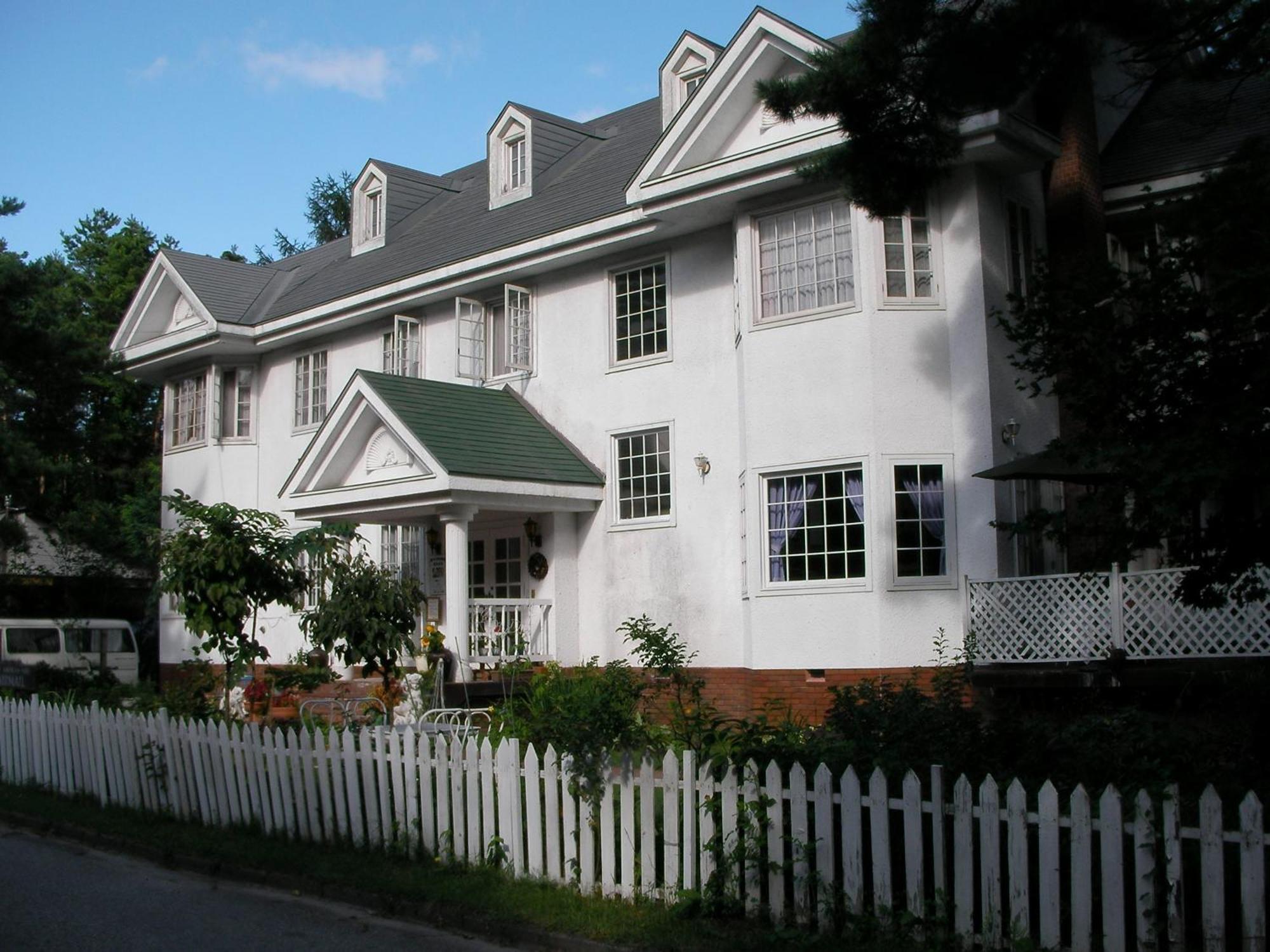 Petit Hotel And Restaurant Air Mail Hakuba Exterior foto